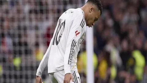 张伟丽曝苏亚雷斯膝盖缝合达20针